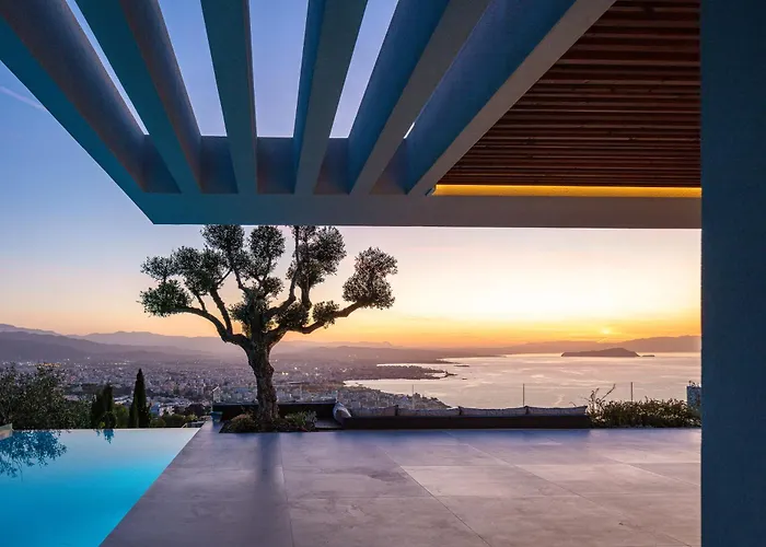 Вілла Cavo Dago *